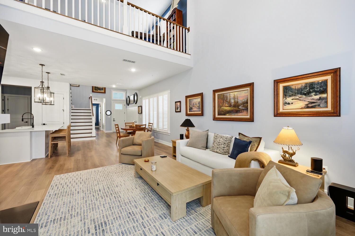 FOUR SEASONS AT KENT ISLAND - Residential