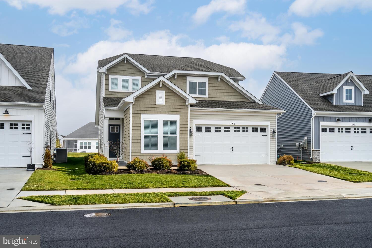 FOUR SEASONS AT KENT ISLAND - Residential