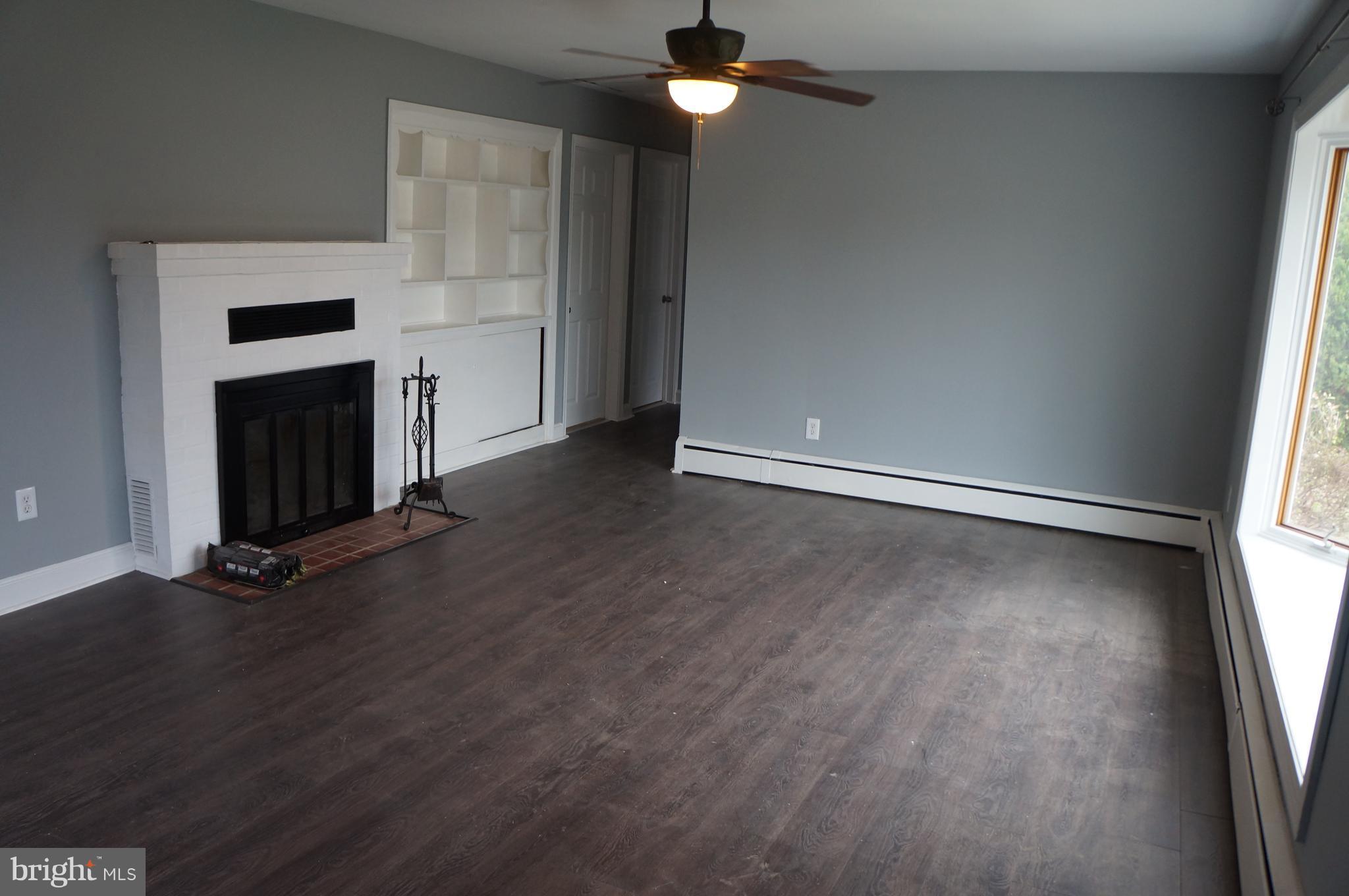 PINE TERRACE - Residential