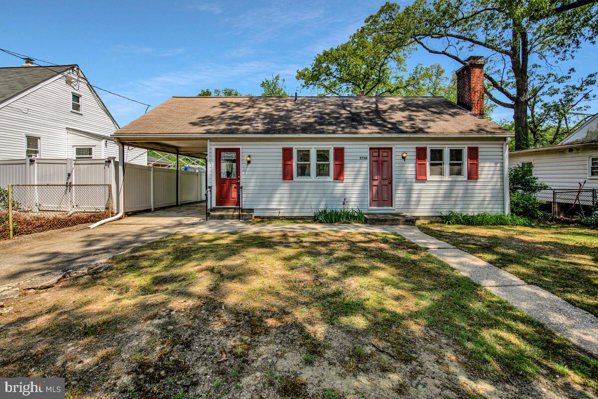 WEST LANHAM HILLS - Residential