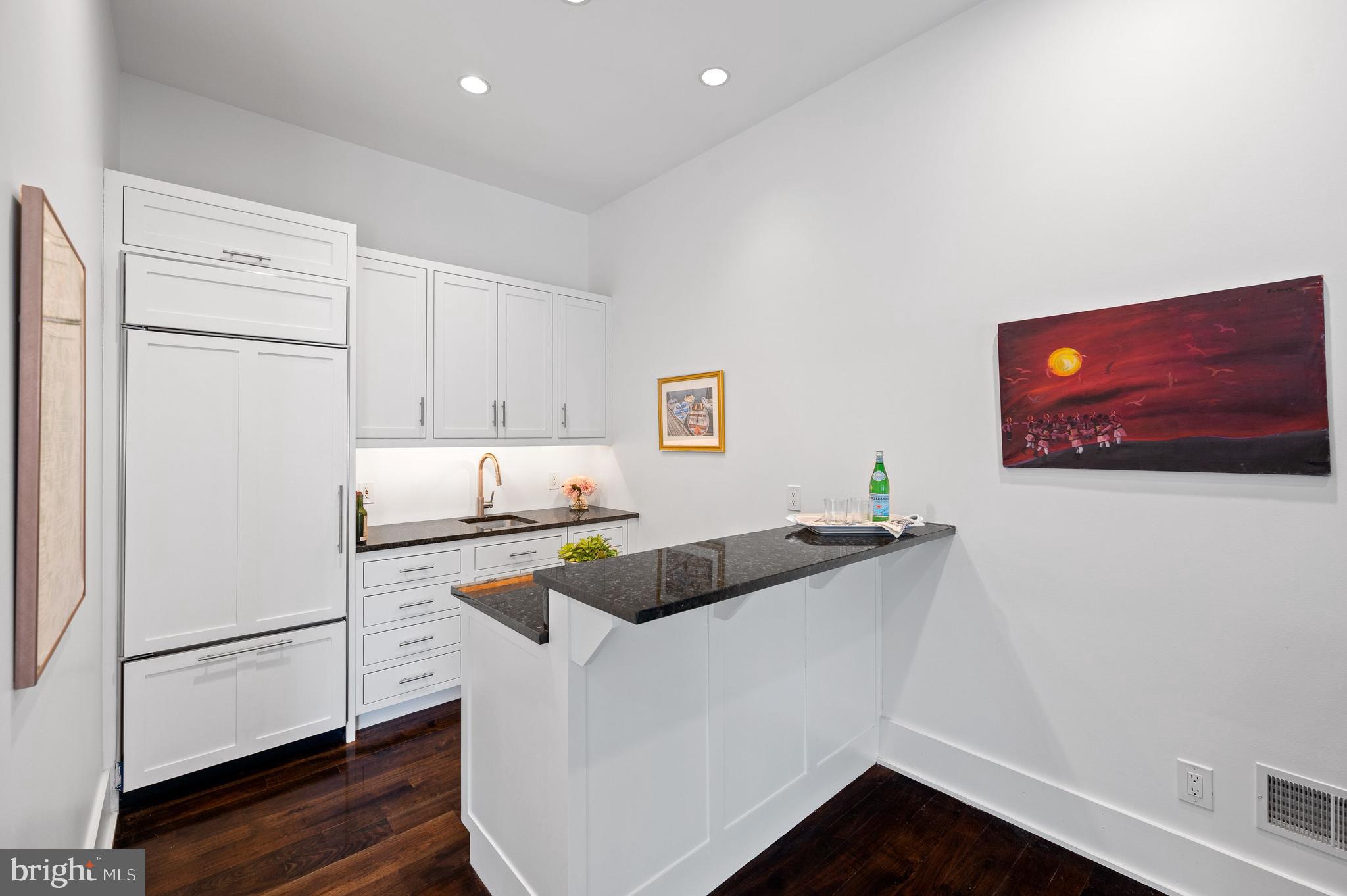 BRYN MAWR - Residential