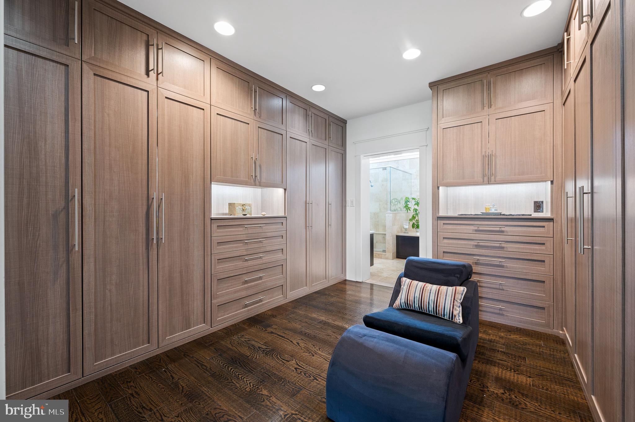BRYN MAWR - Residential