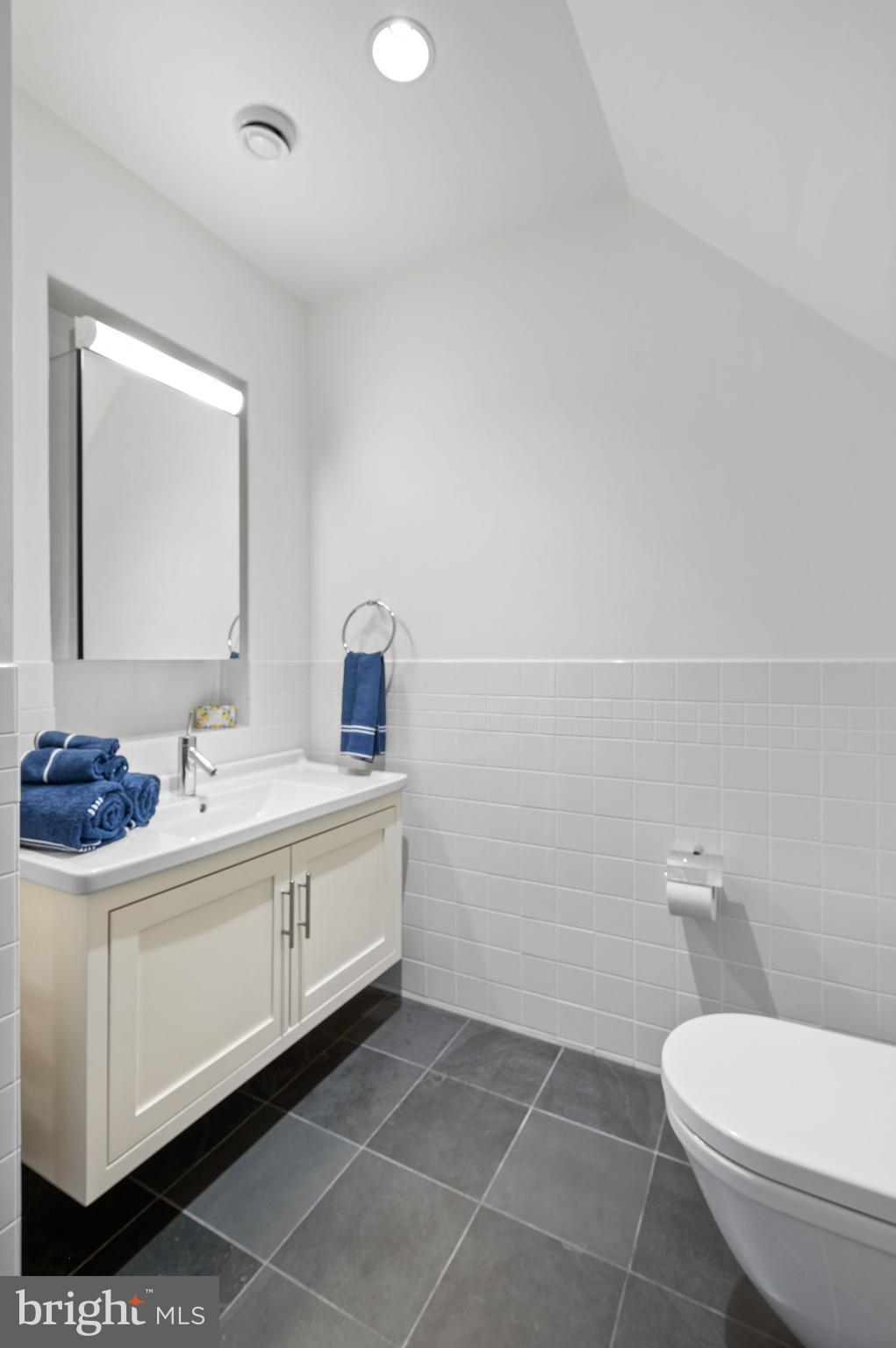 BRYN MAWR - Residential