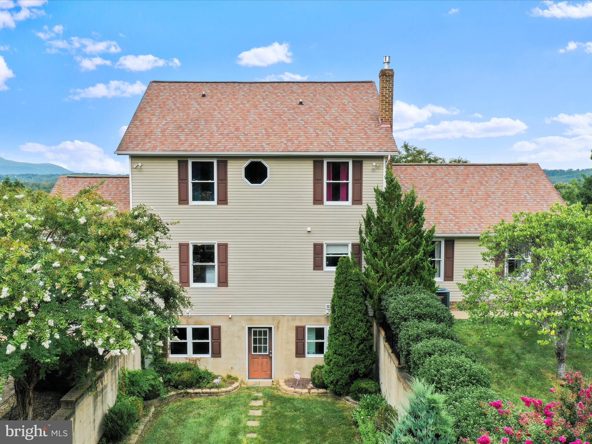 TAYLOR - Residential