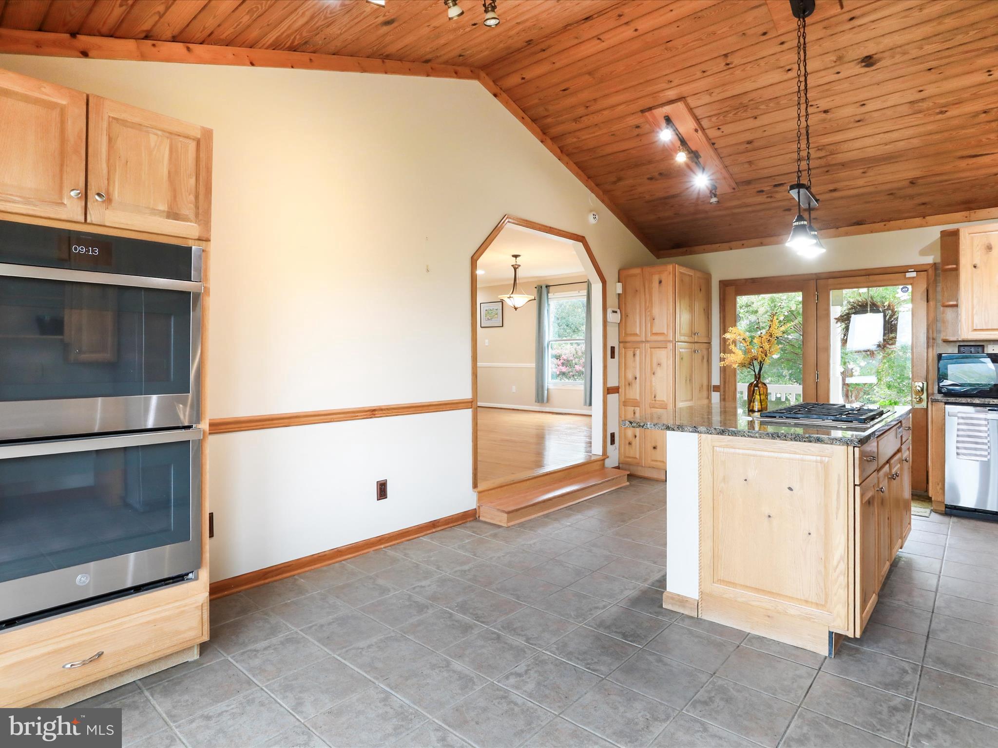 TAYLOR - Residential