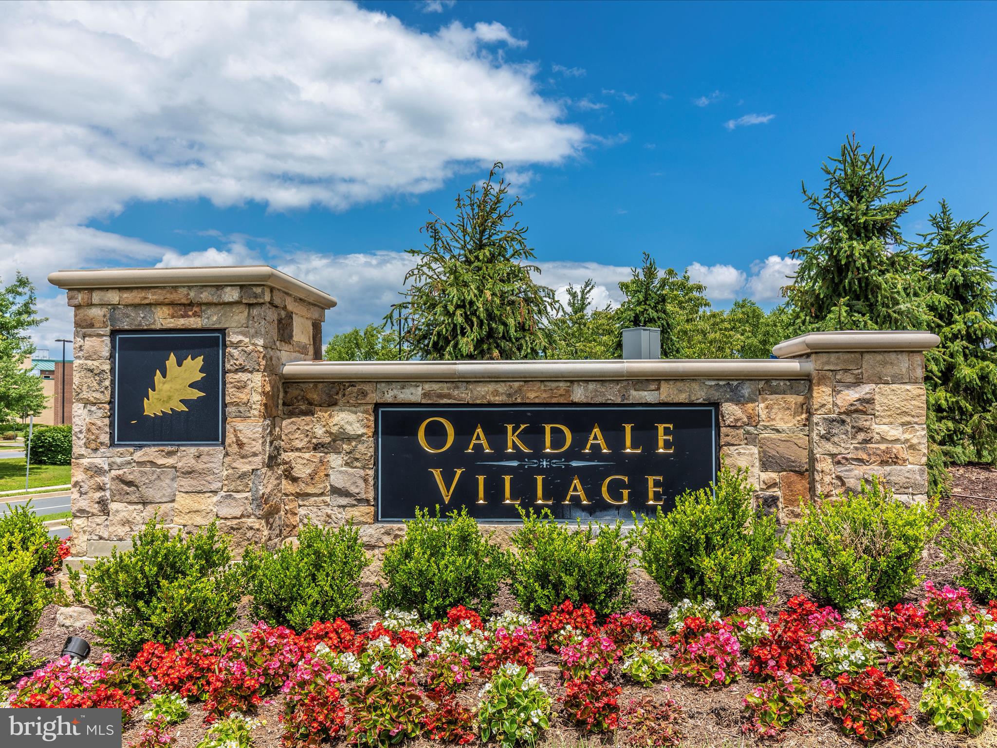 OAKDALE VILLAGE - Residential Lease