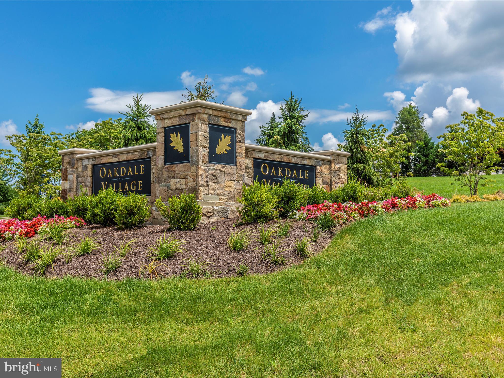 OAKDALE VILLAGE - Residential Lease