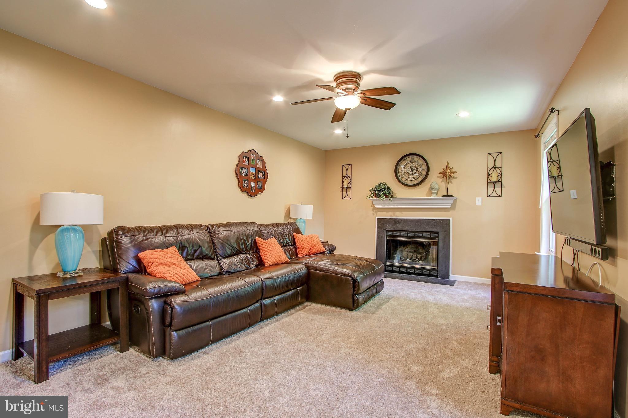THE MEADOWS - Residential