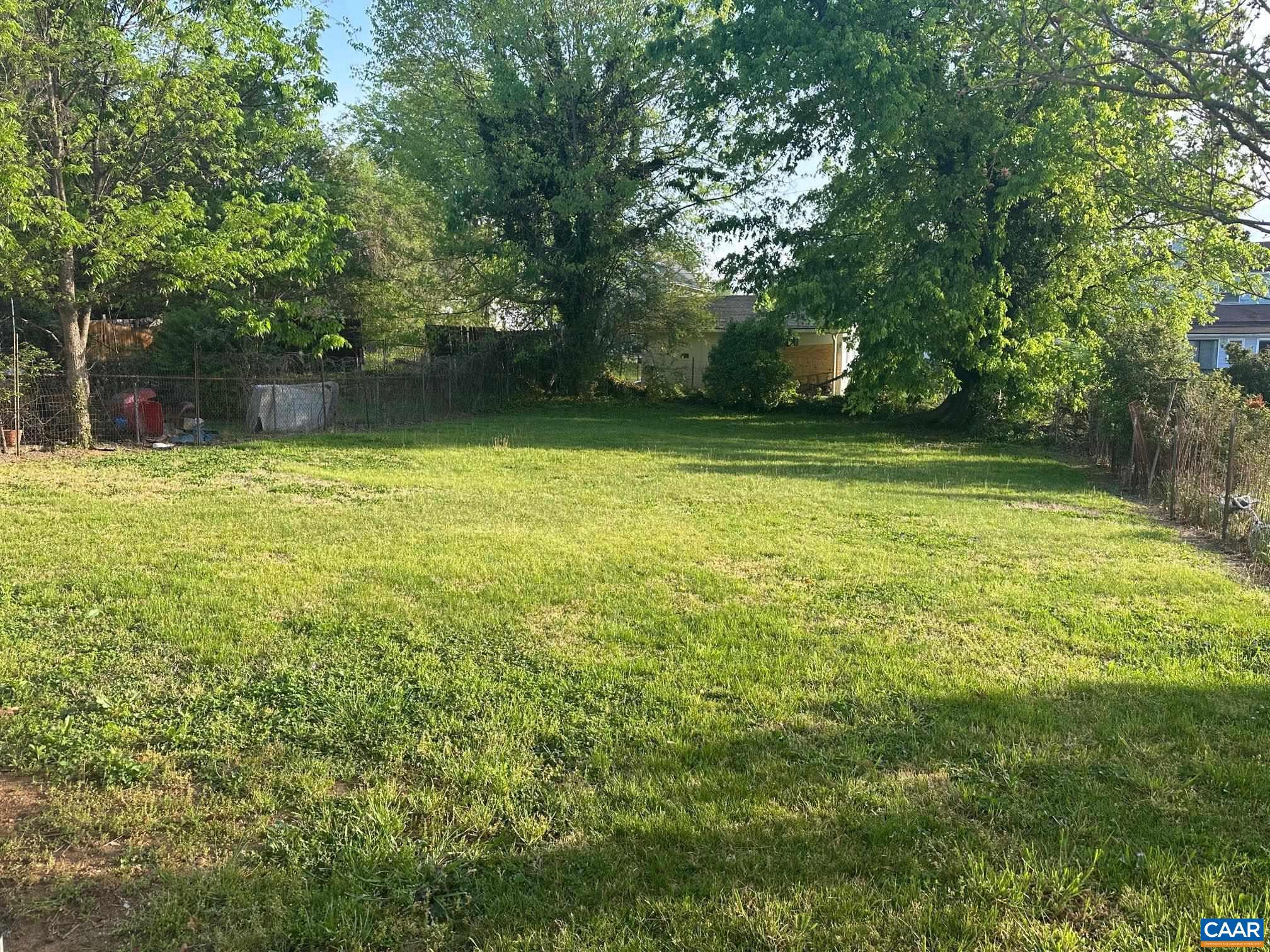 BELMONT - Residential