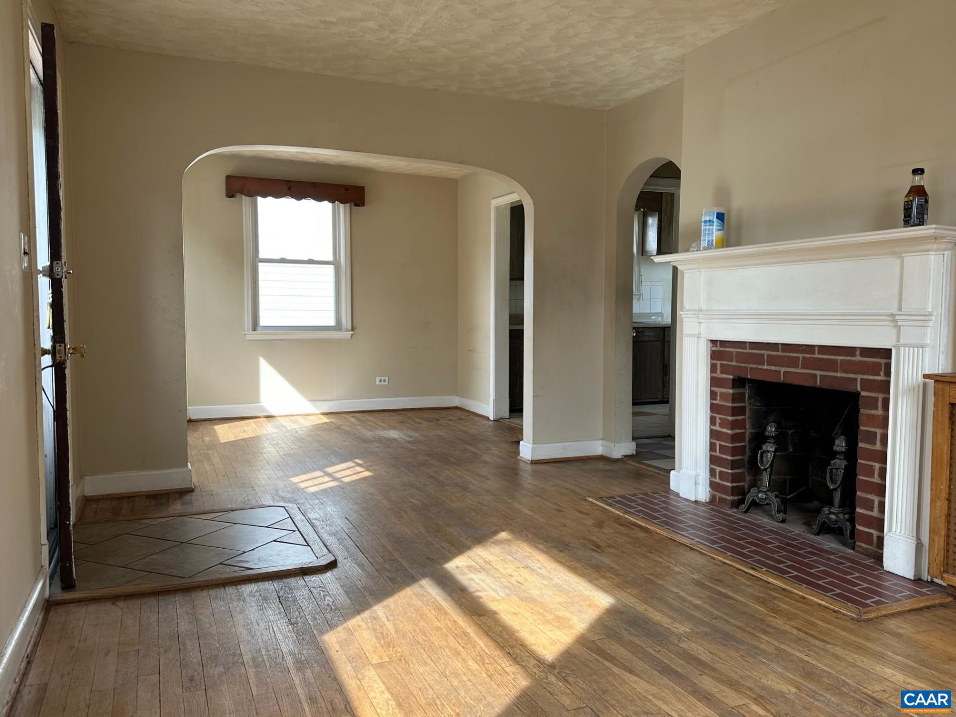 BELMONT - Residential