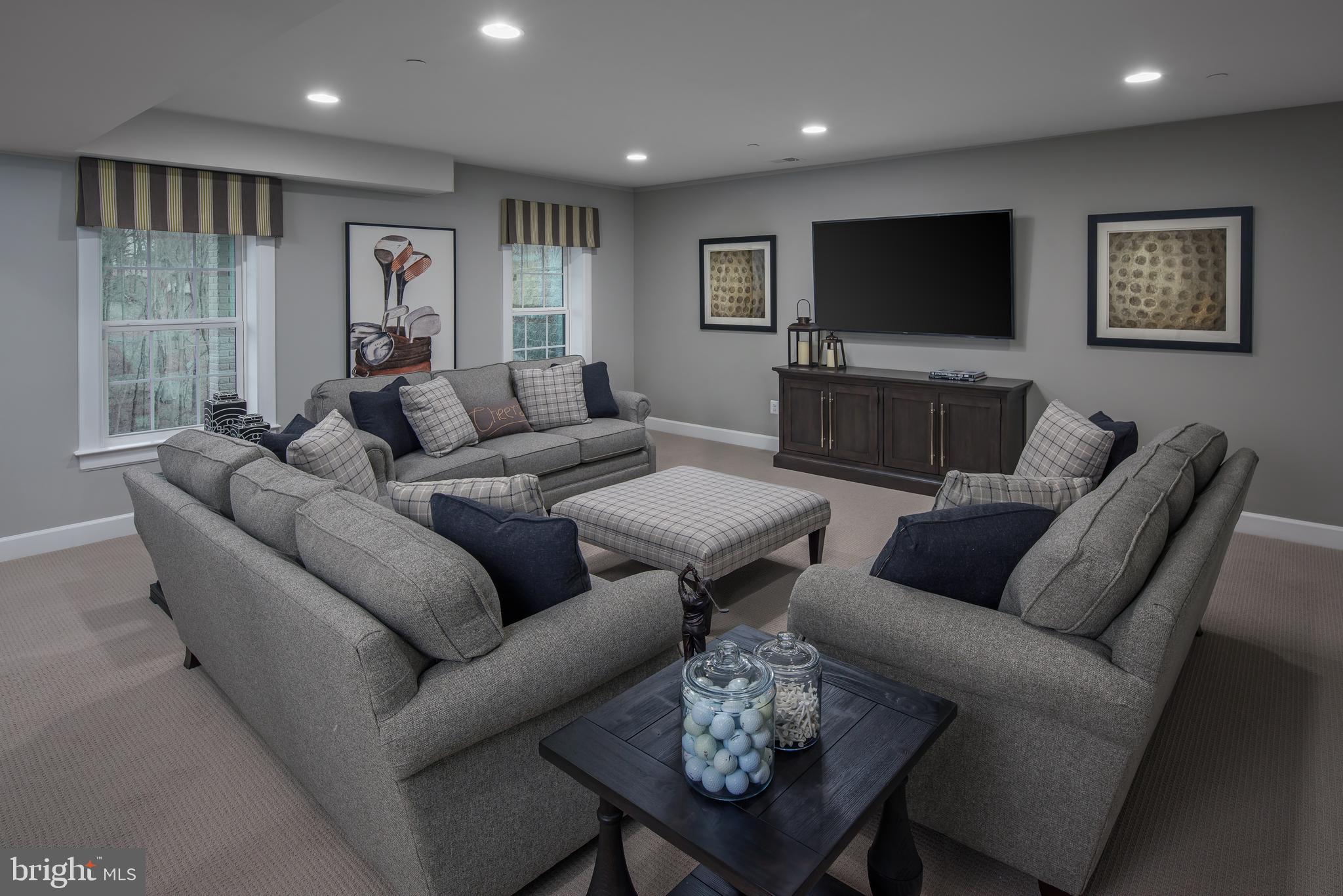 TWO RIVERS - Residential