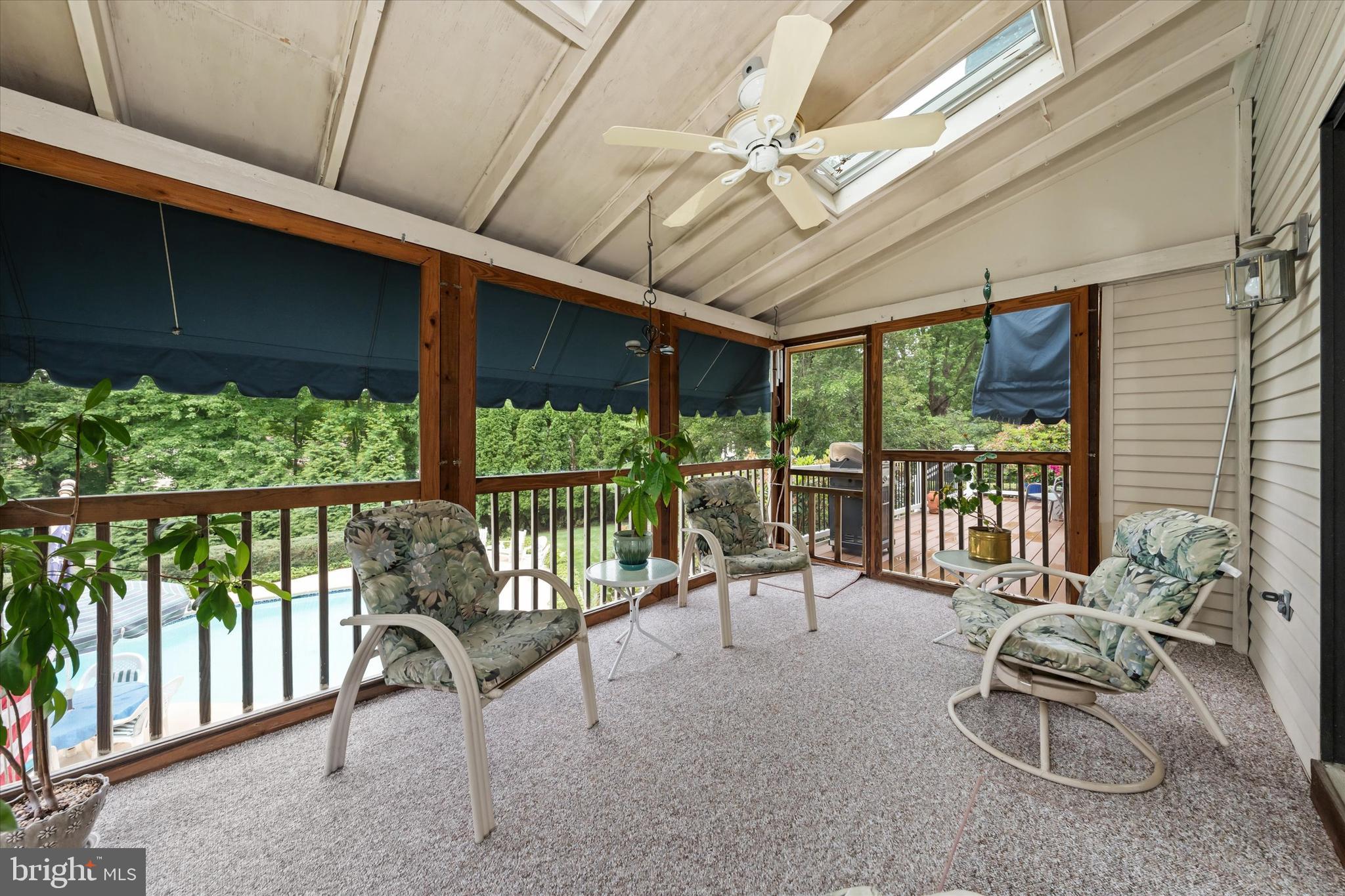 LIMESTONE HILLS - Residential