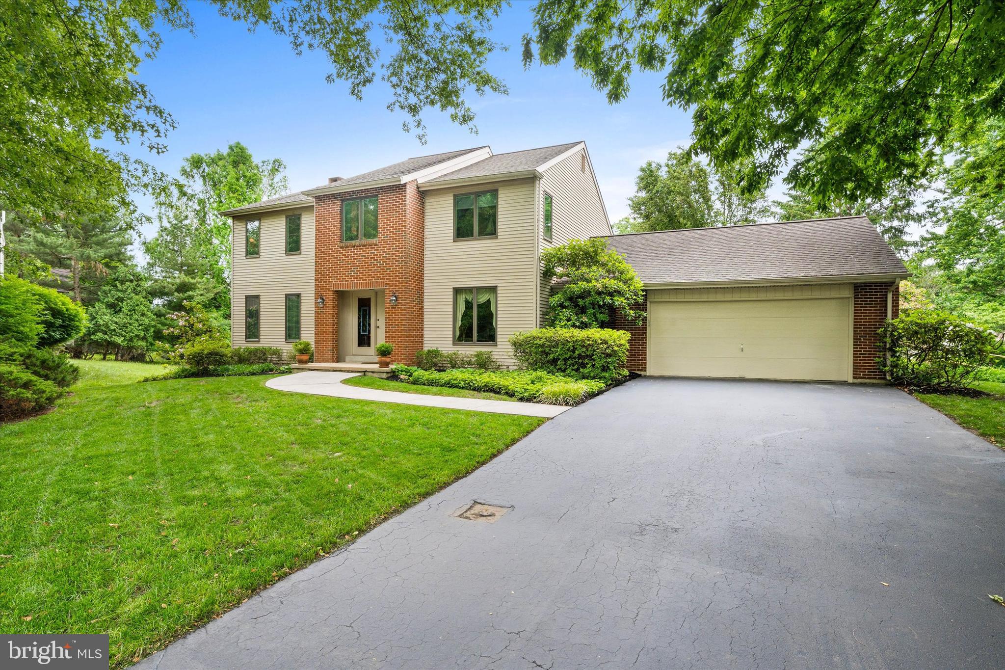 LIMESTONE HILLS - Residential