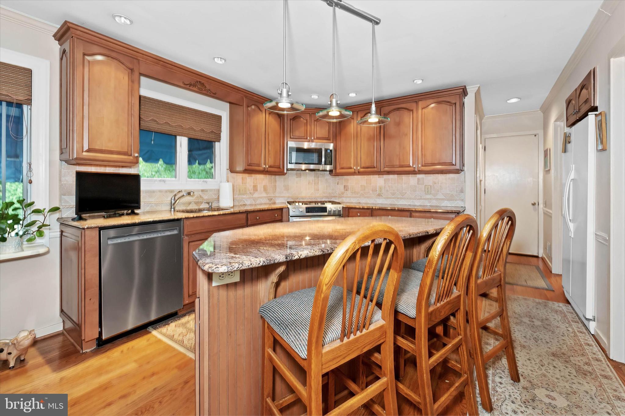 LIMESTONE HILLS - Residential