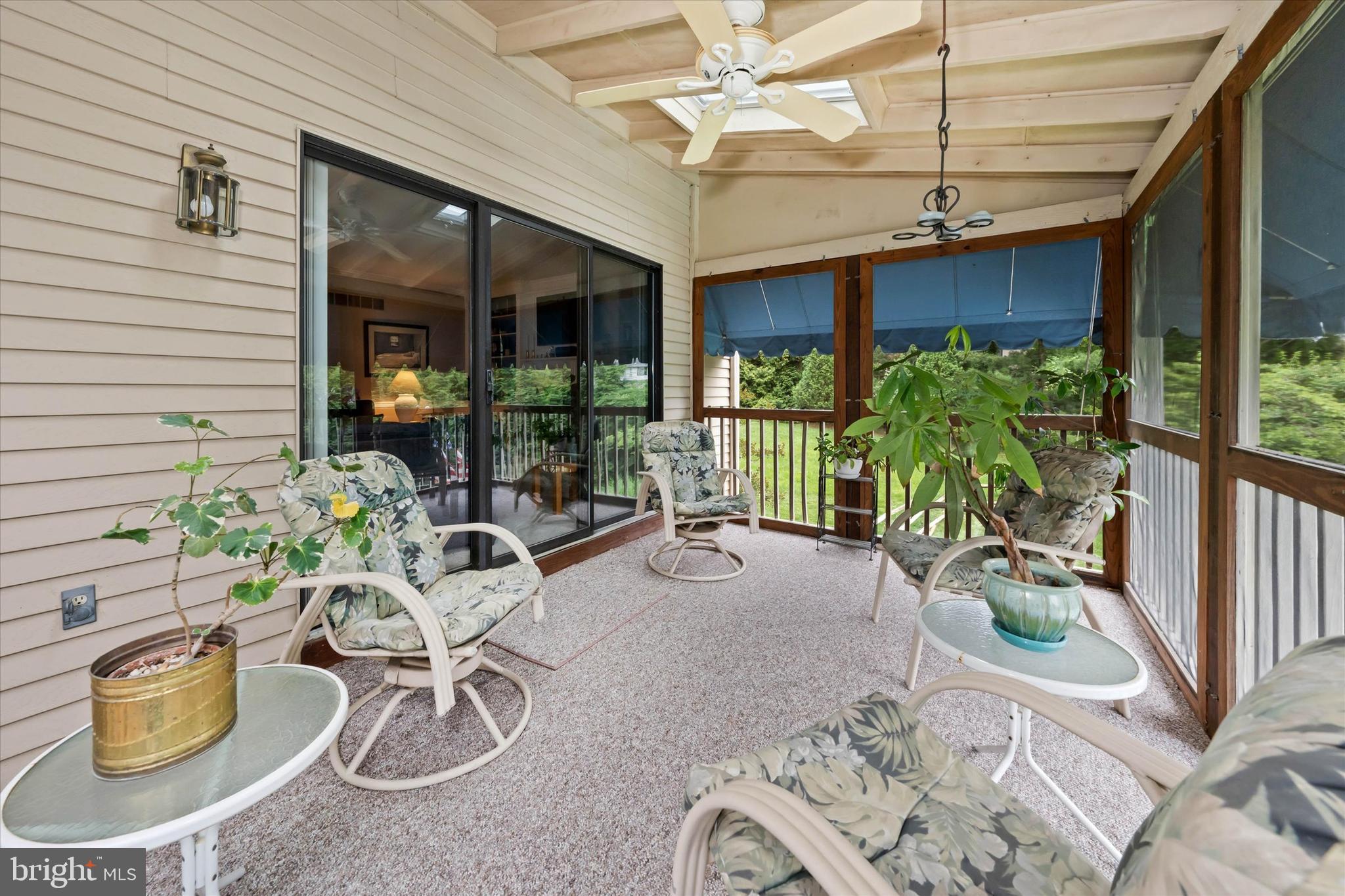 LIMESTONE HILLS - Residential