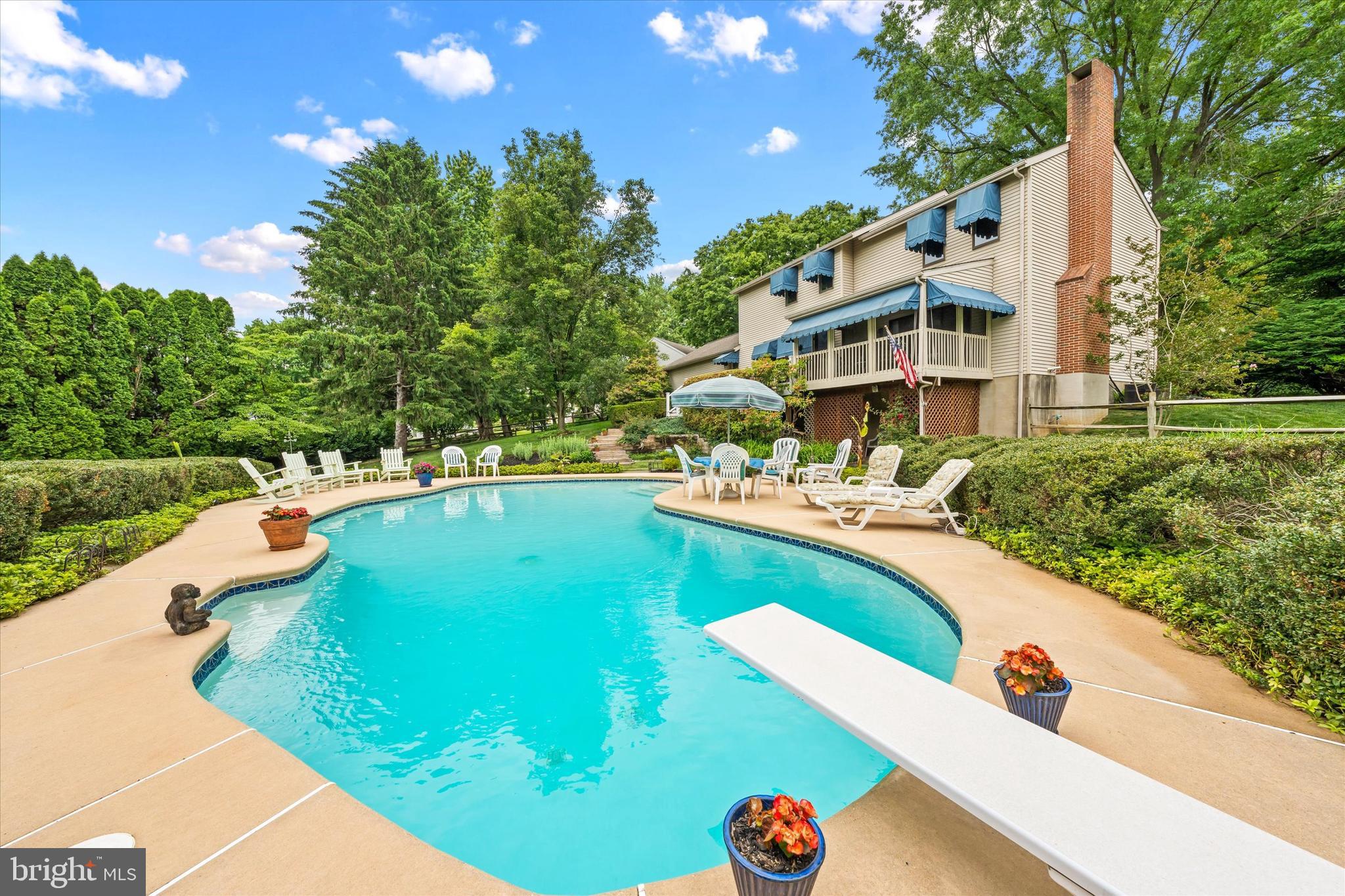 LIMESTONE HILLS - Residential