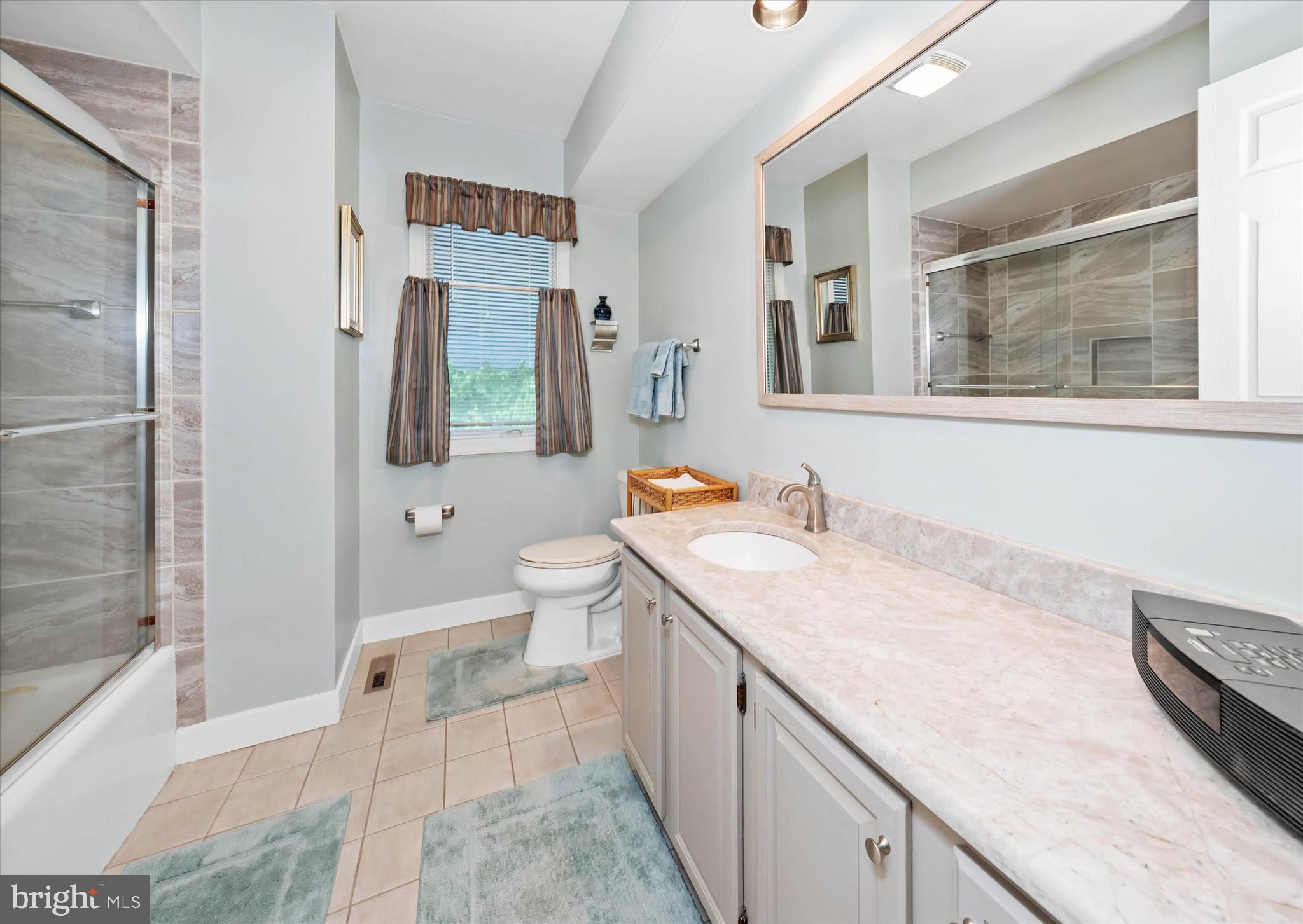 LIMESTONE HILLS - Residential