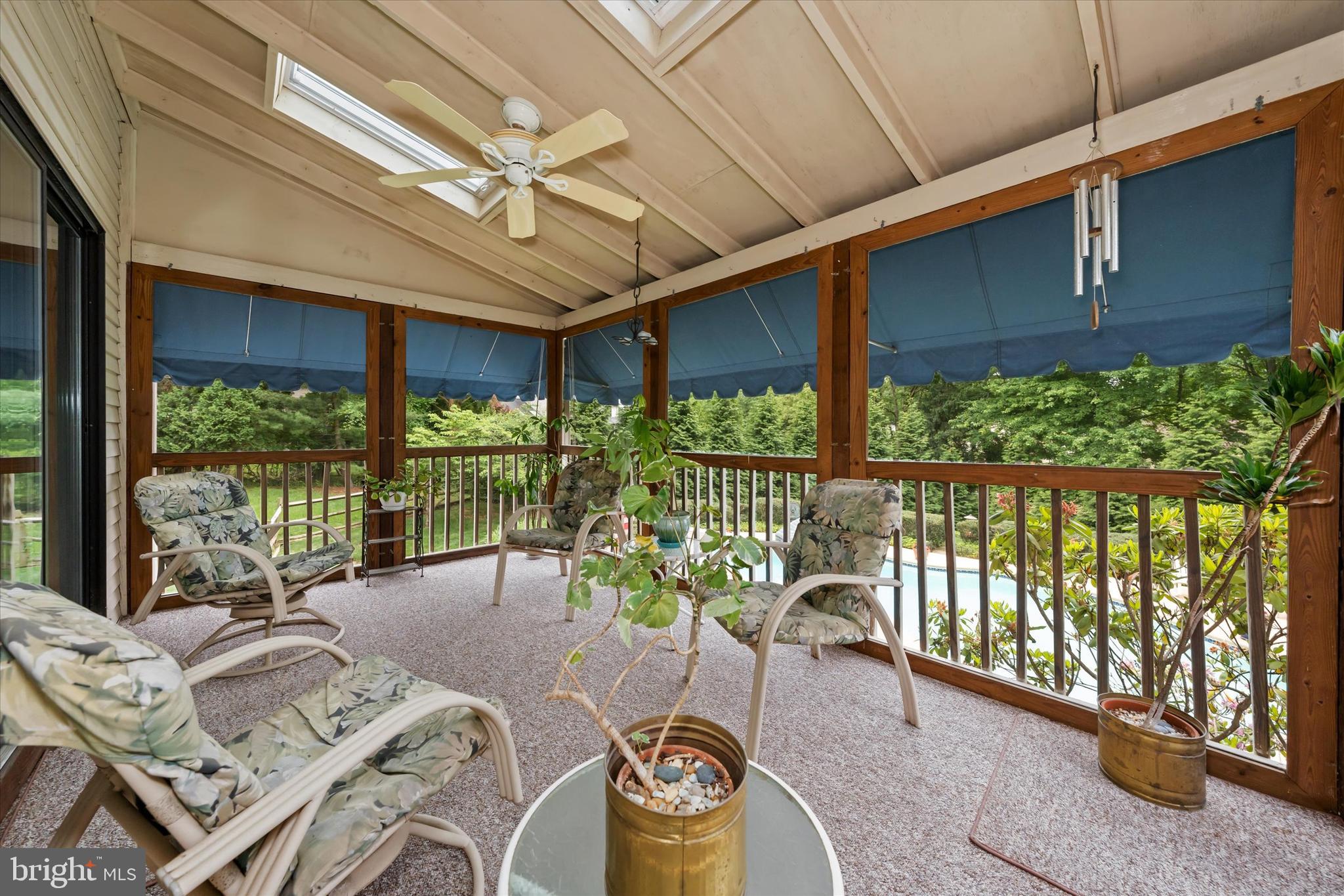LIMESTONE HILLS - Residential