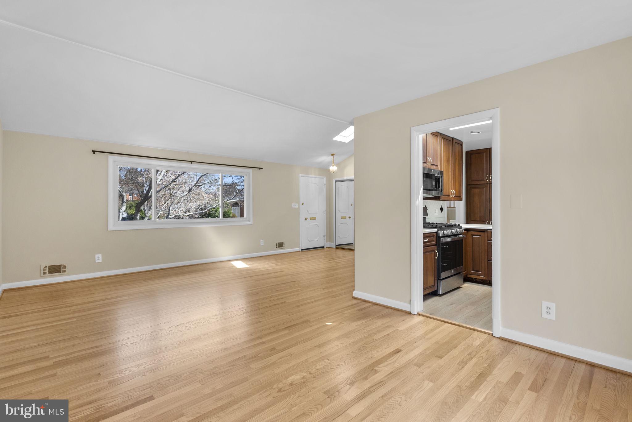 MAPLEWOOD ESTATES - Residential