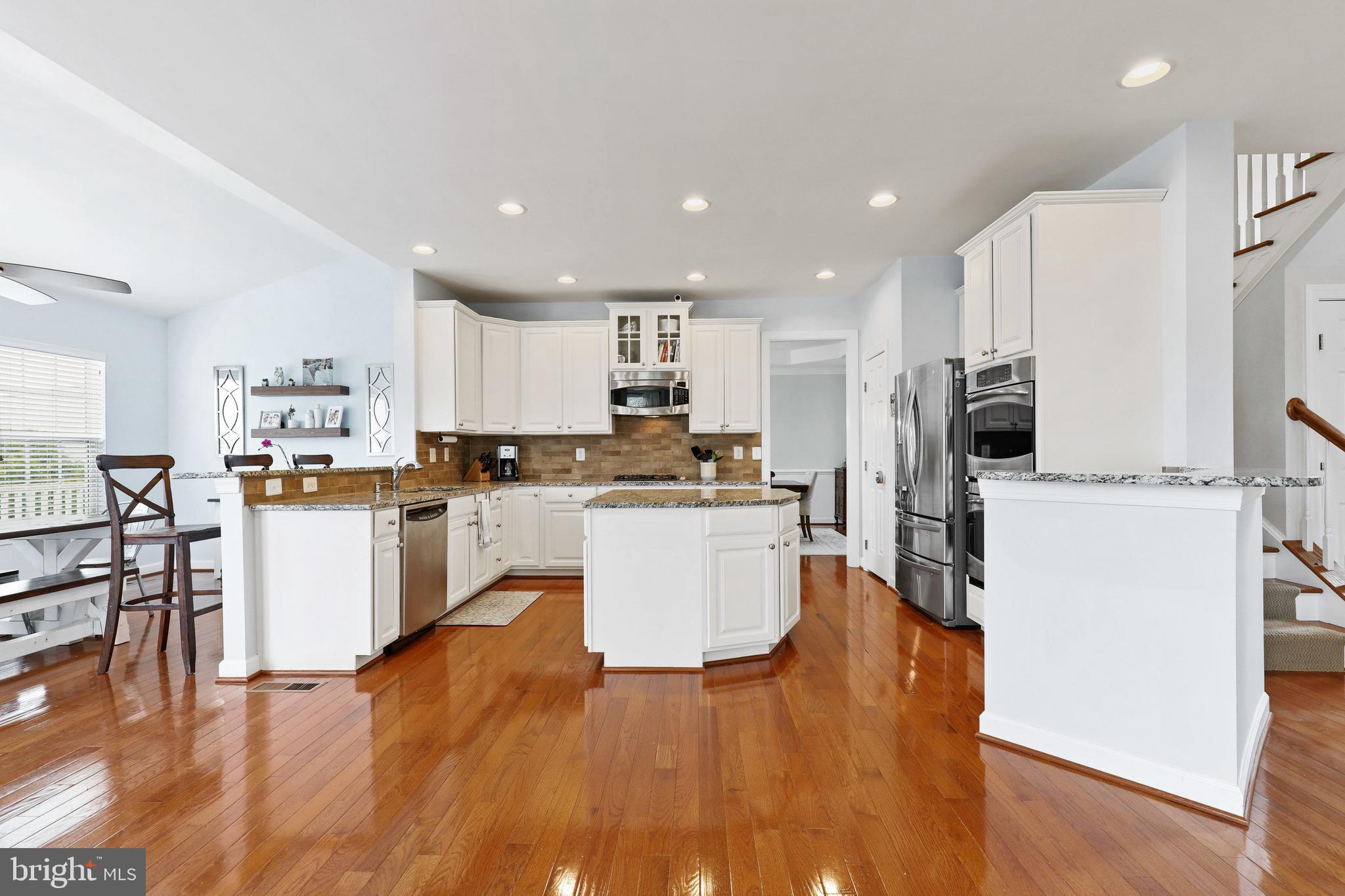 MOORES MEADOWS - Residential