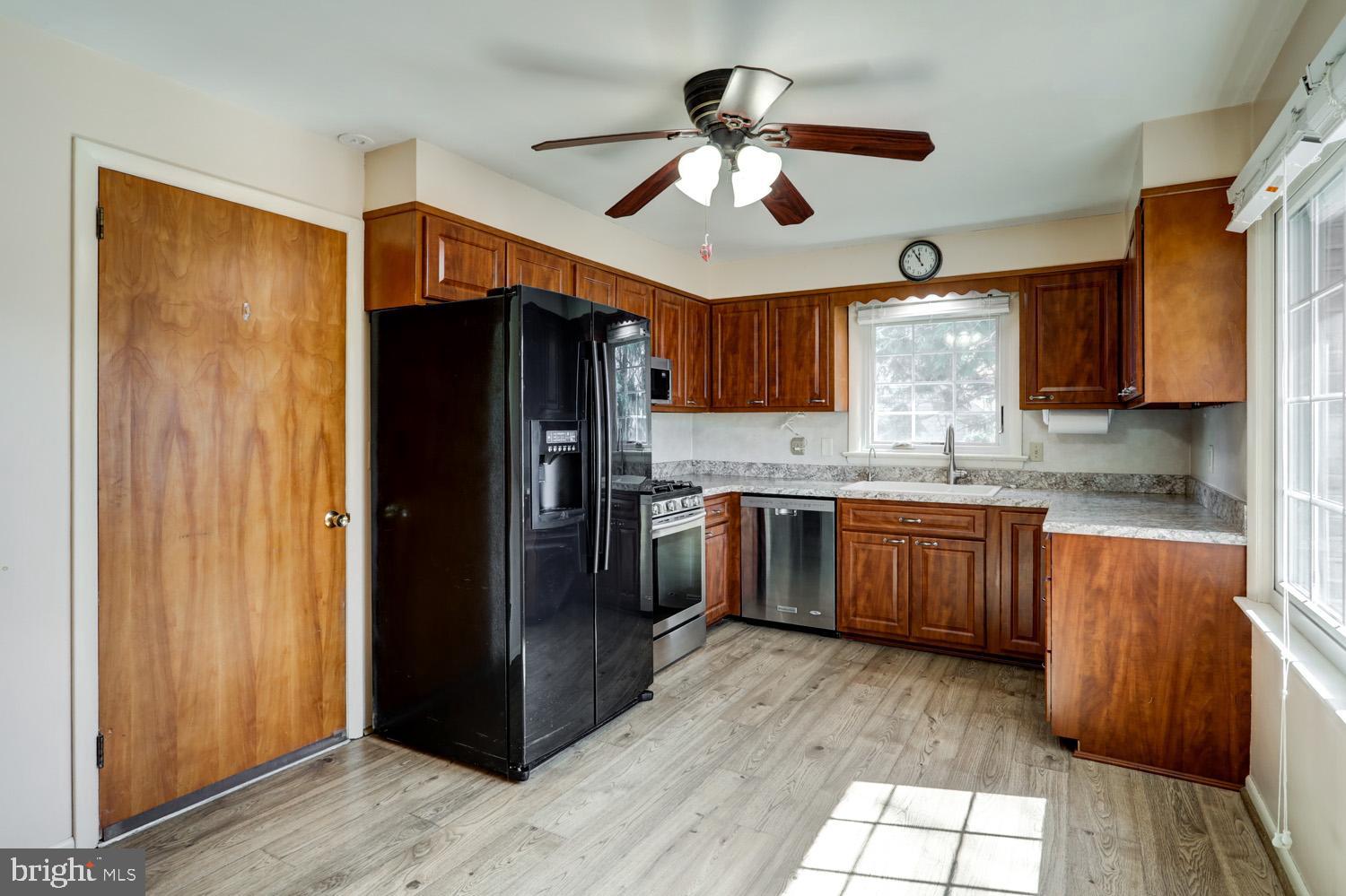 MEADOW VIEW ESTATES - Residential