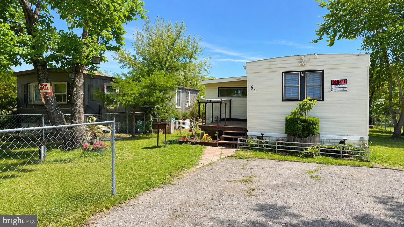 LYONS CREEK MOBILE ESTATES - Residential