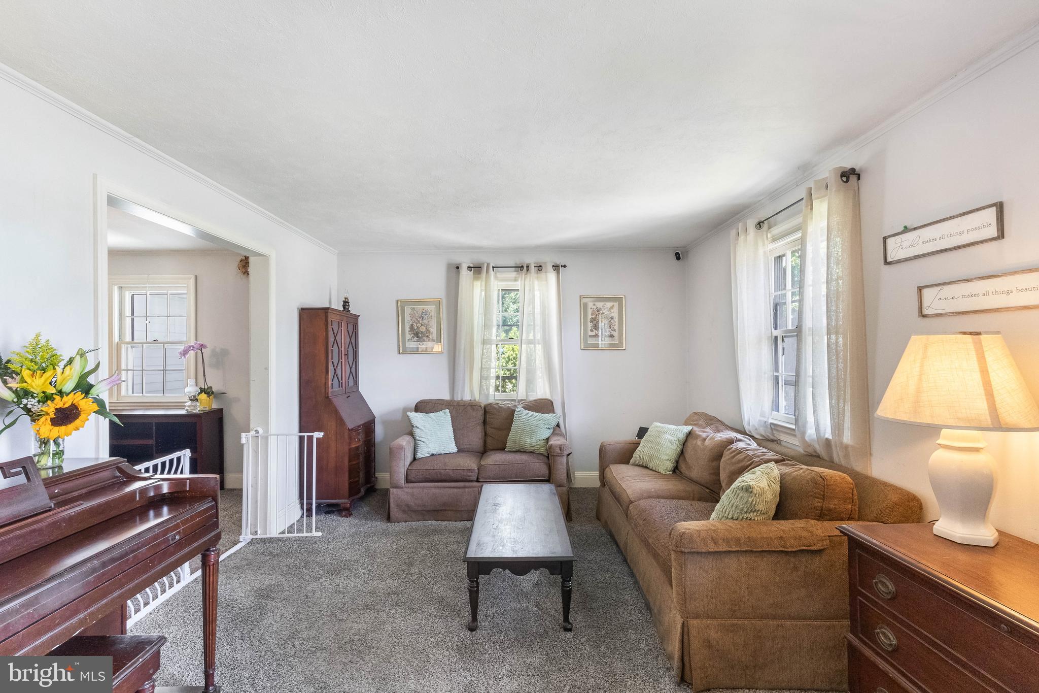 SEAFORD MANOR - Residential