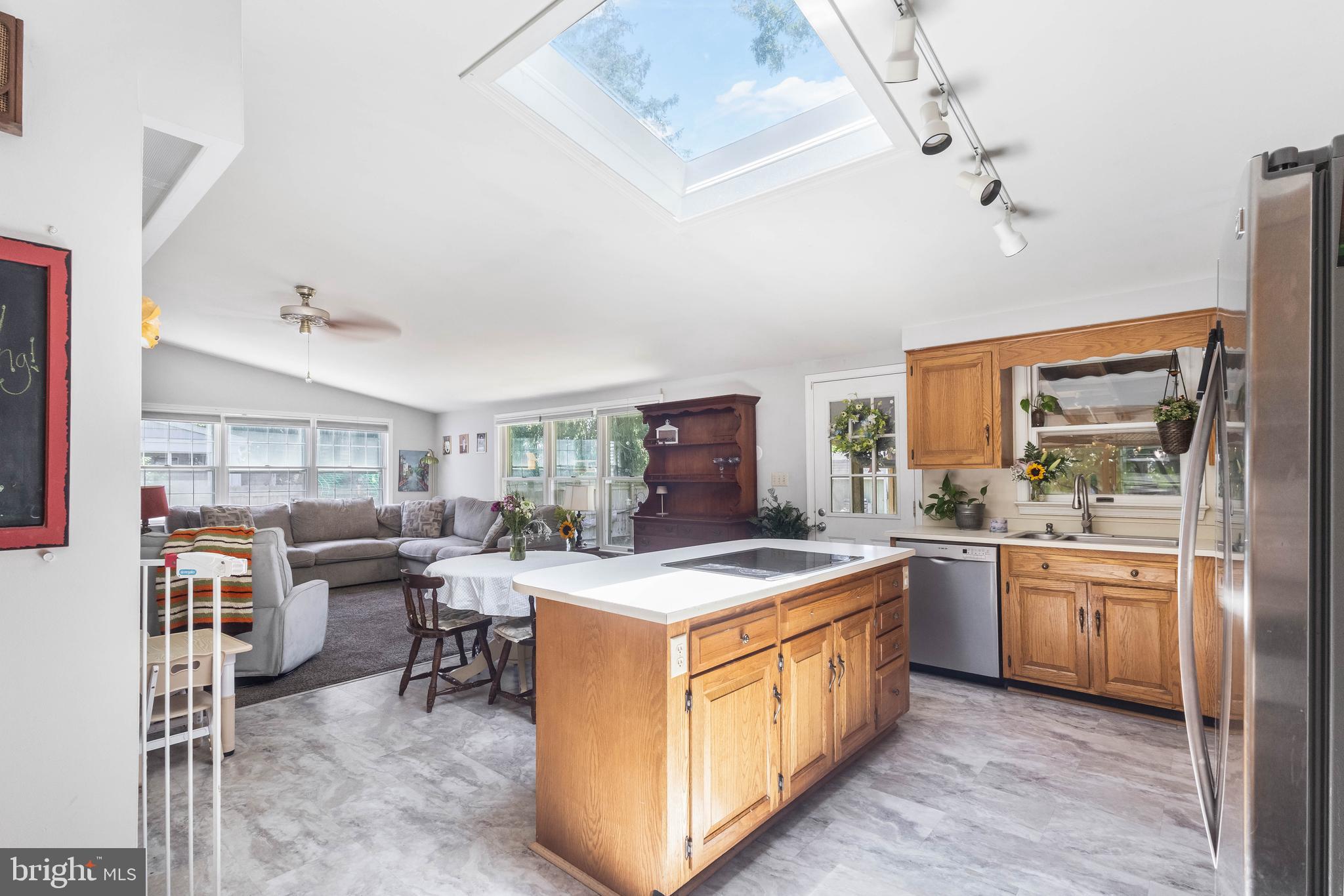 SEAFORD MANOR - Residential