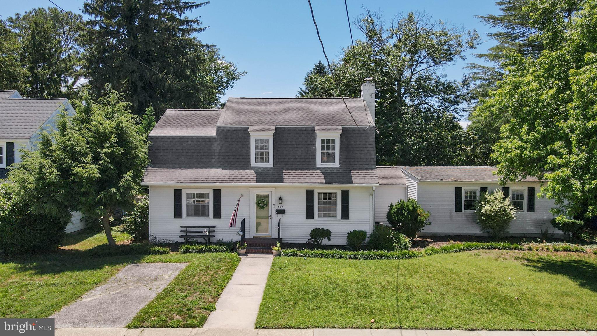 SEAFORD MANOR - Residential