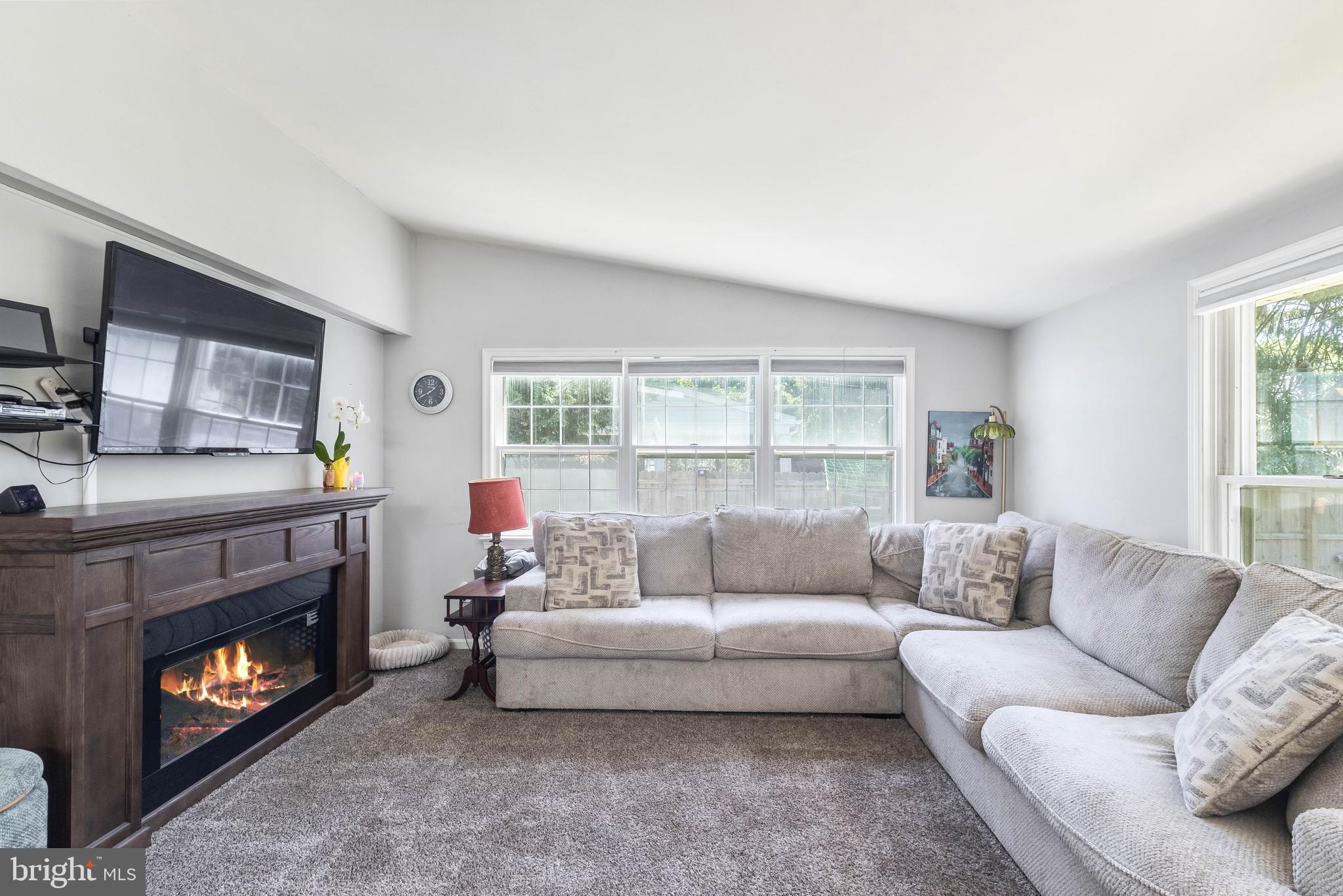SEAFORD MANOR - Residential