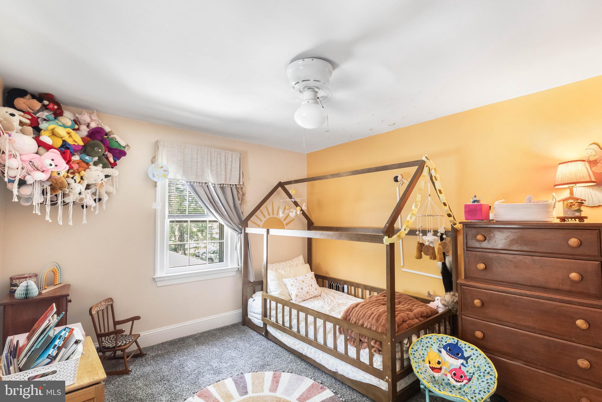 SEAFORD MANOR - Residential