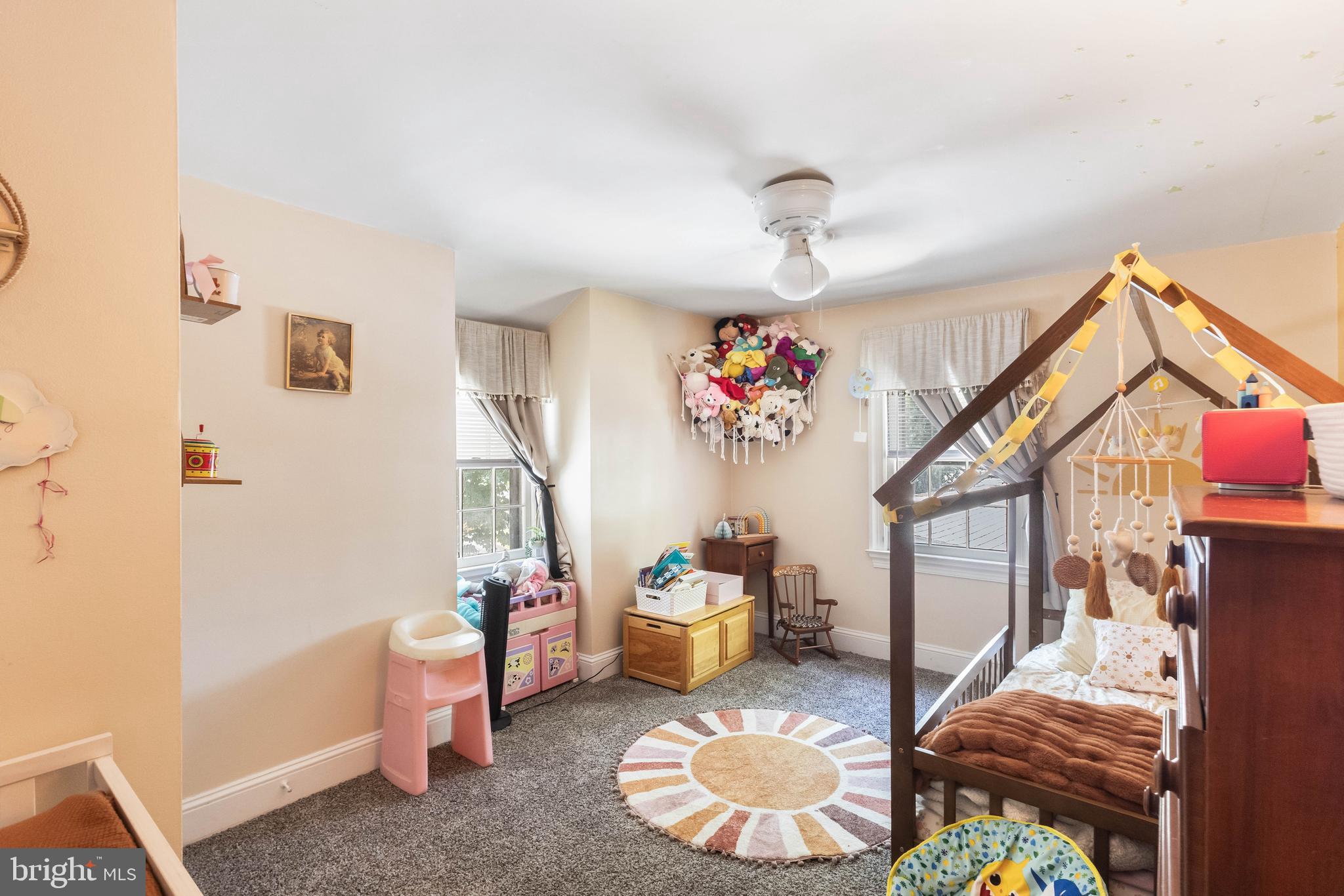 SEAFORD MANOR - Residential