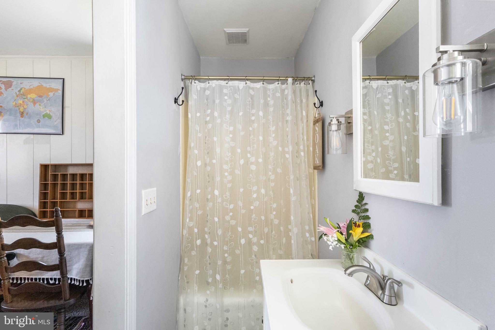 SEAFORD MANOR - Residential