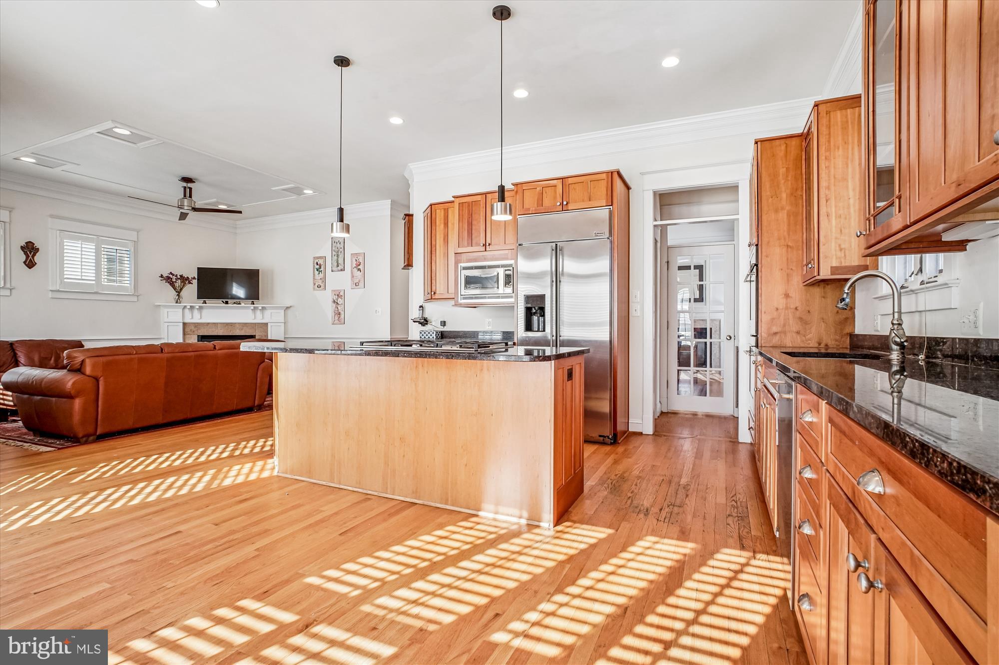 CLARENDON - Residential