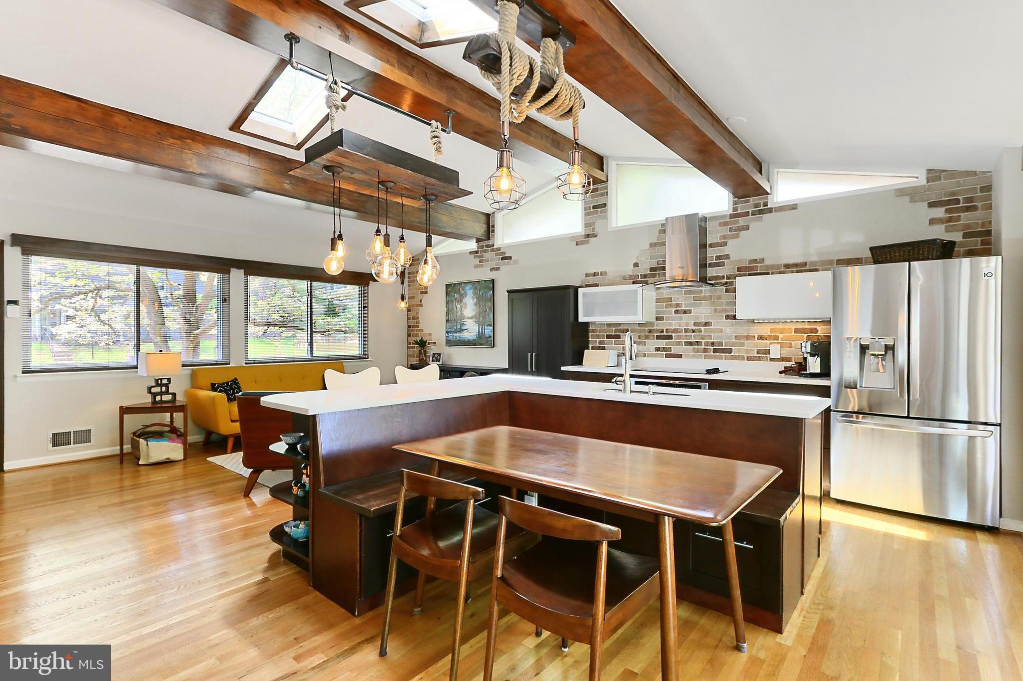 WESTVIEW HILLS - Residential