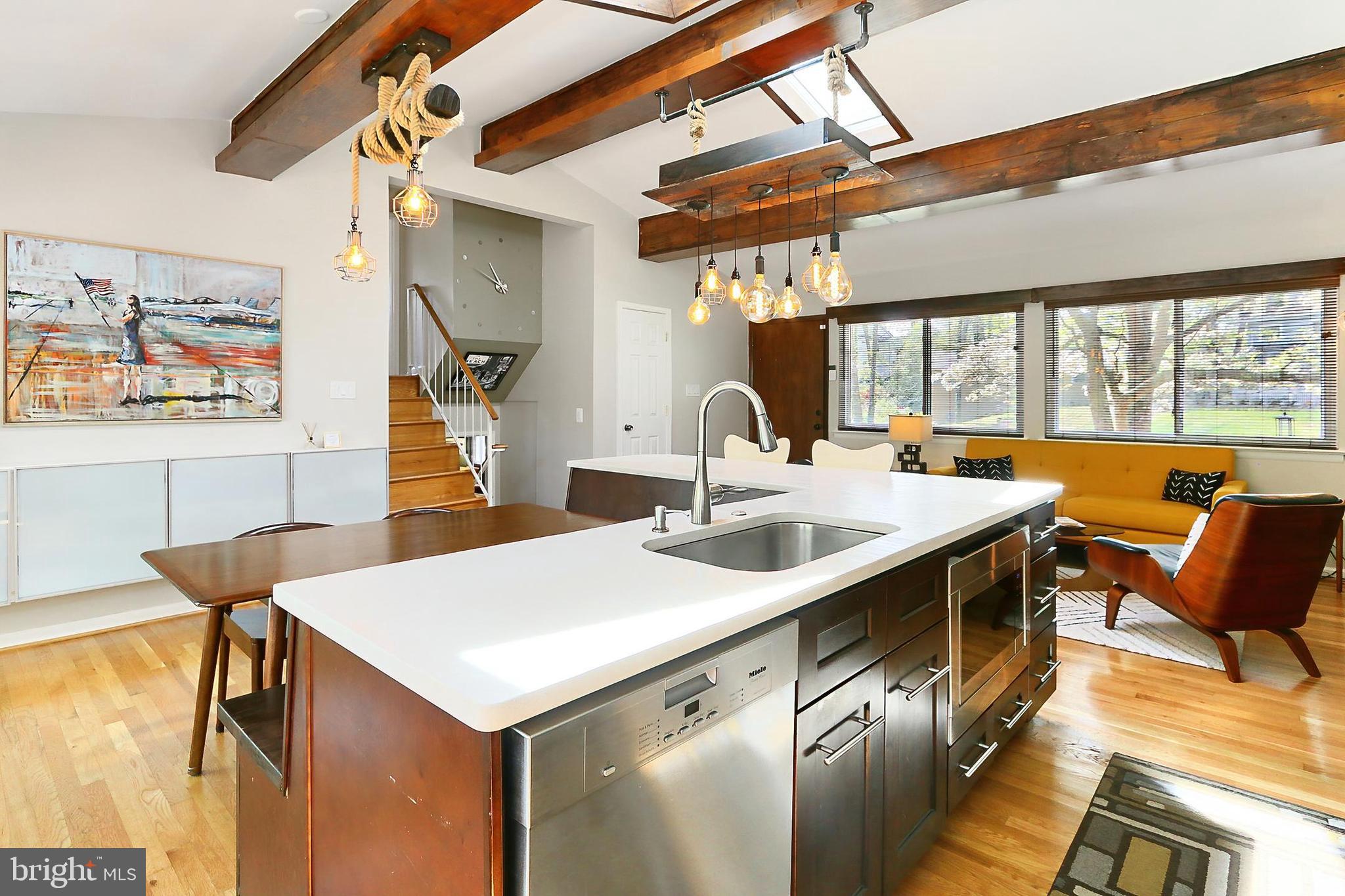 WESTVIEW HILLS - Residential