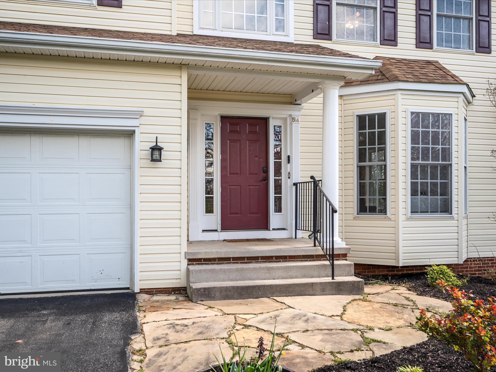 LOCUST HILL - Residential