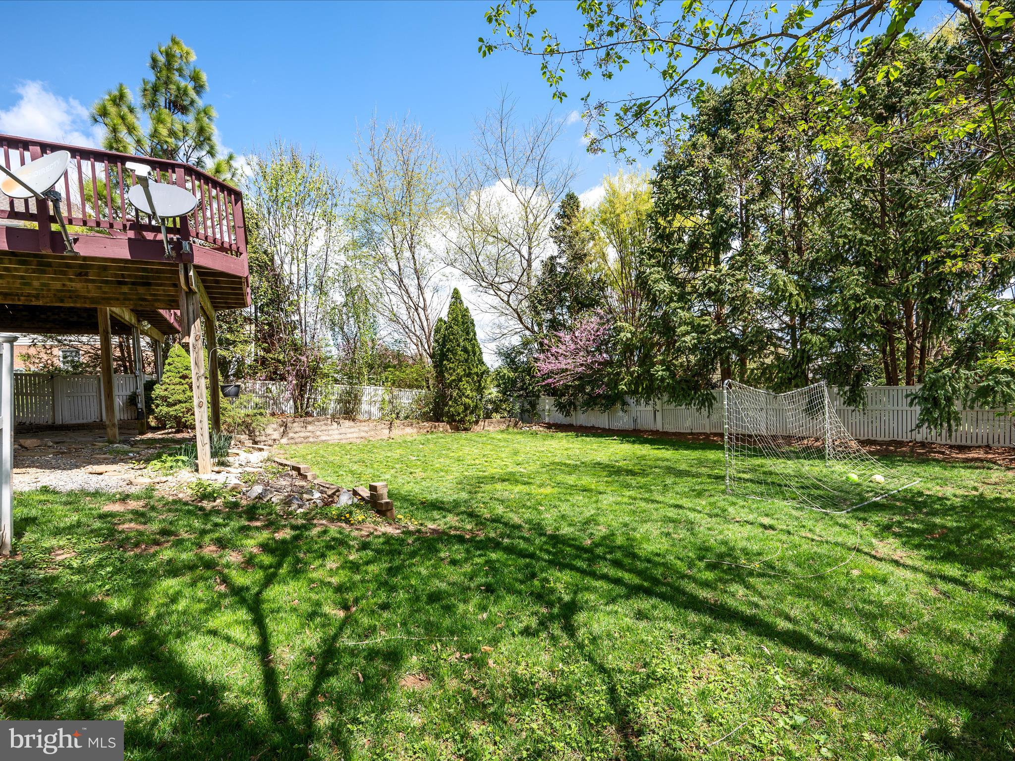 LOCUST HILL - Residential