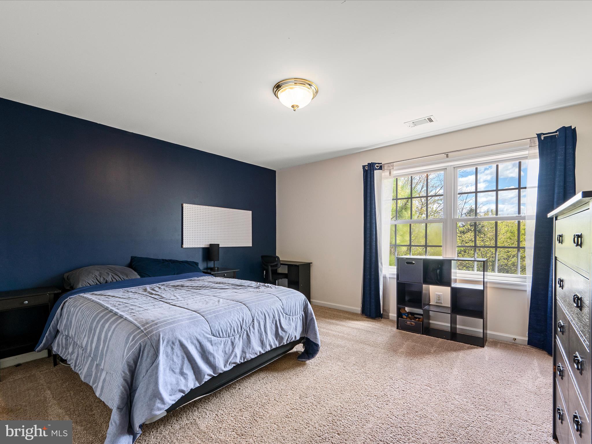 LOCUST HILL - Residential