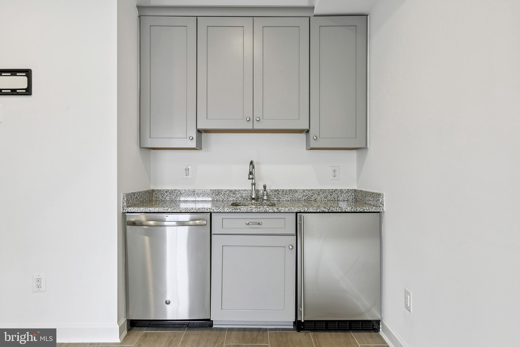 WESTMOORE AT MOOREFIELD - Residential Lease