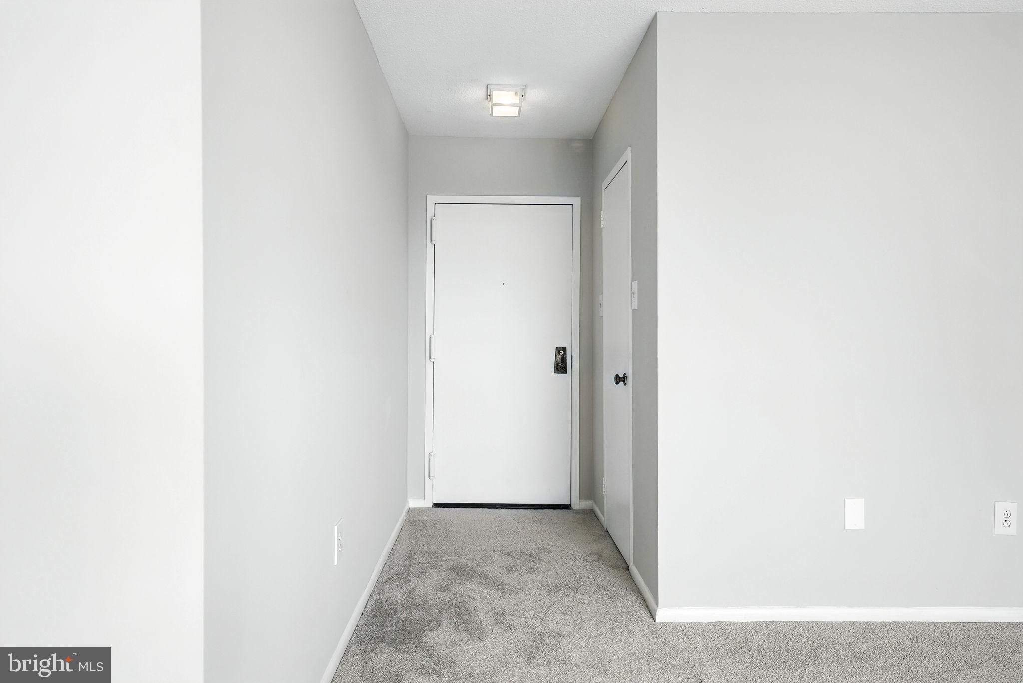 HUNTING CREEK CLUB CONDOMINIUMS - Residential