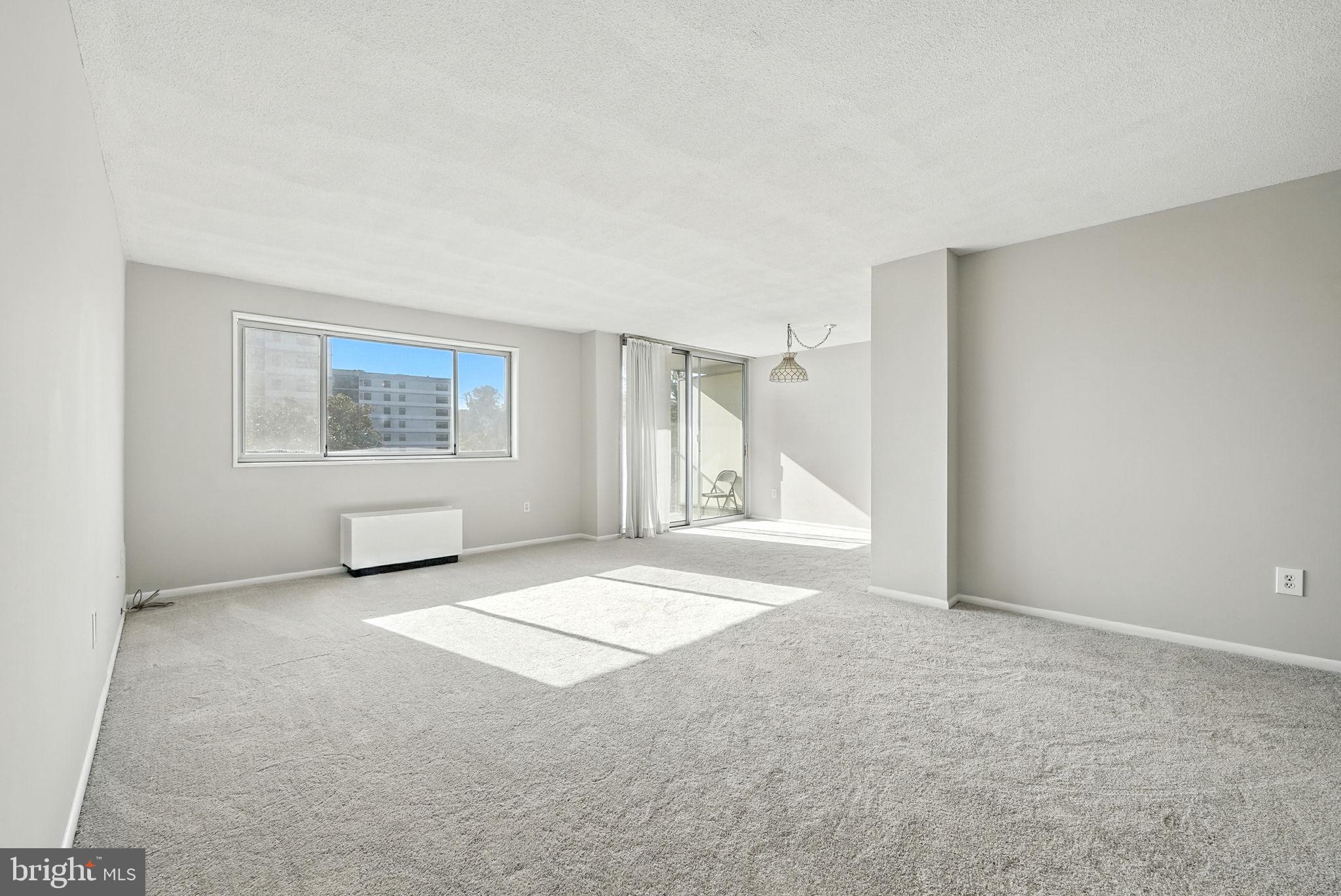 HUNTING CREEK CLUB CONDOMINIUMS - Residential