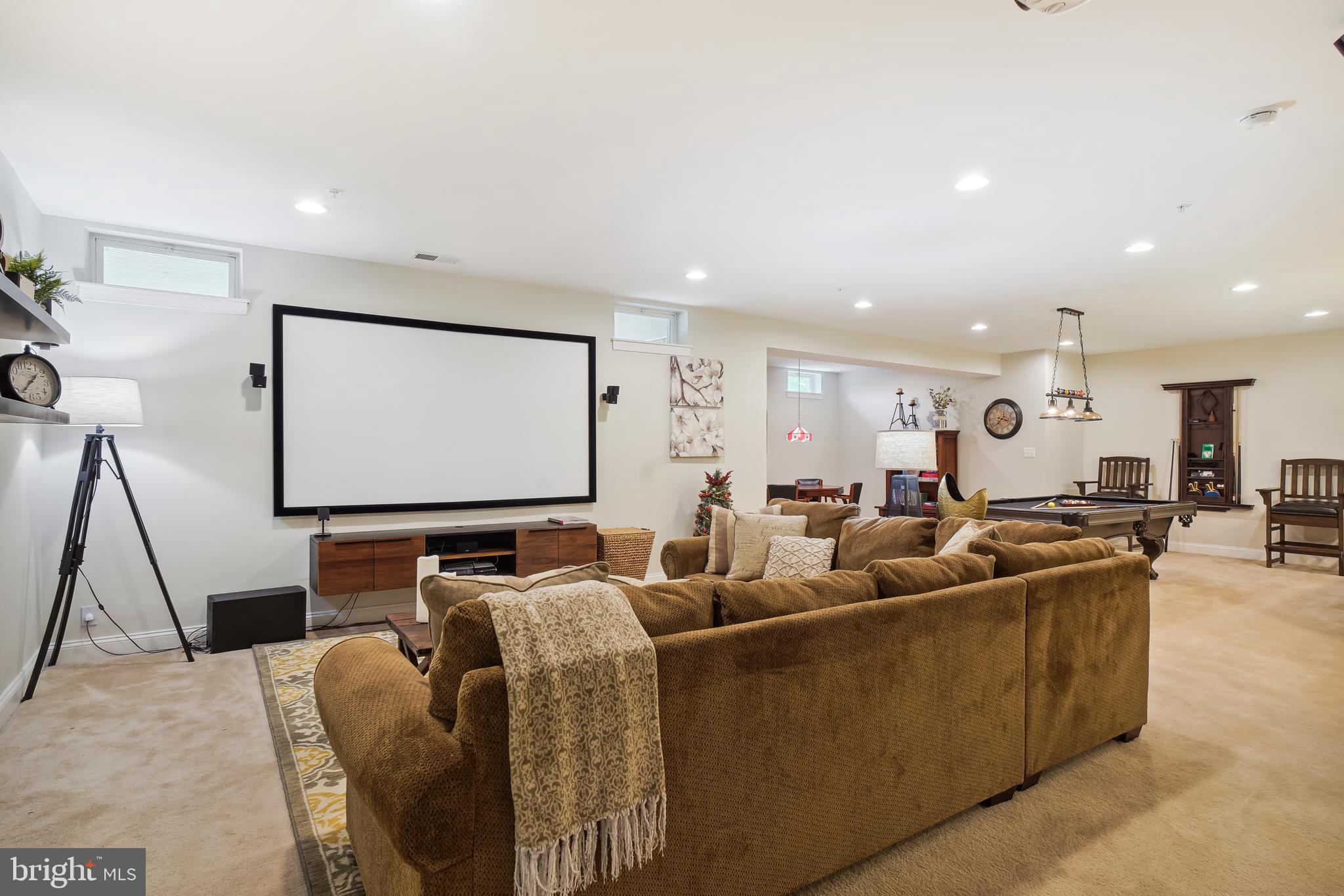 CHELSEA KNOLLS - Residential