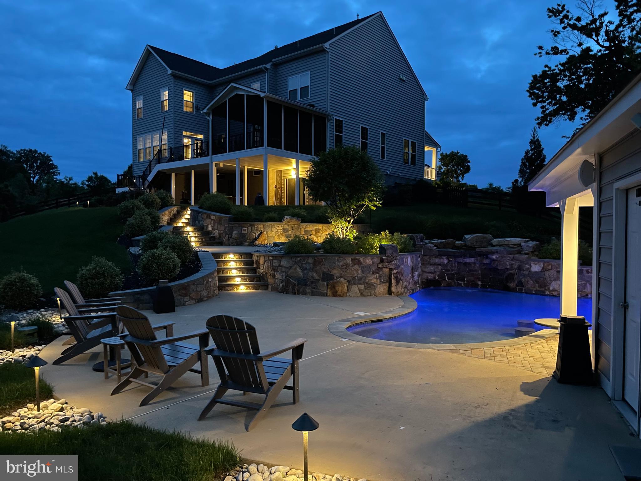 CHELSEA KNOLLS - Residential
