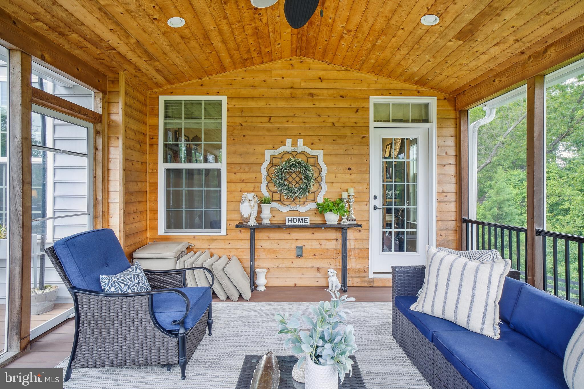 CHELSEA KNOLLS - Residential