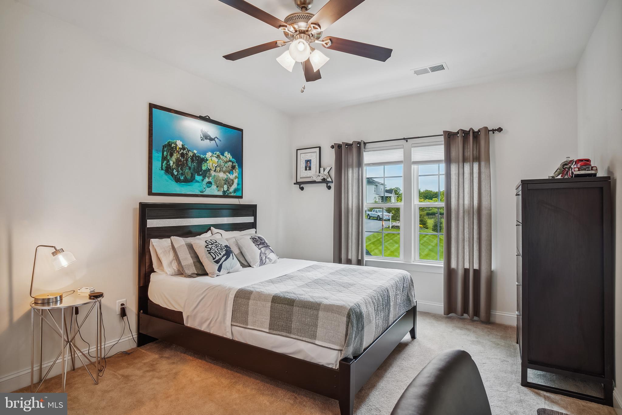 CHELSEA KNOLLS - Residential
