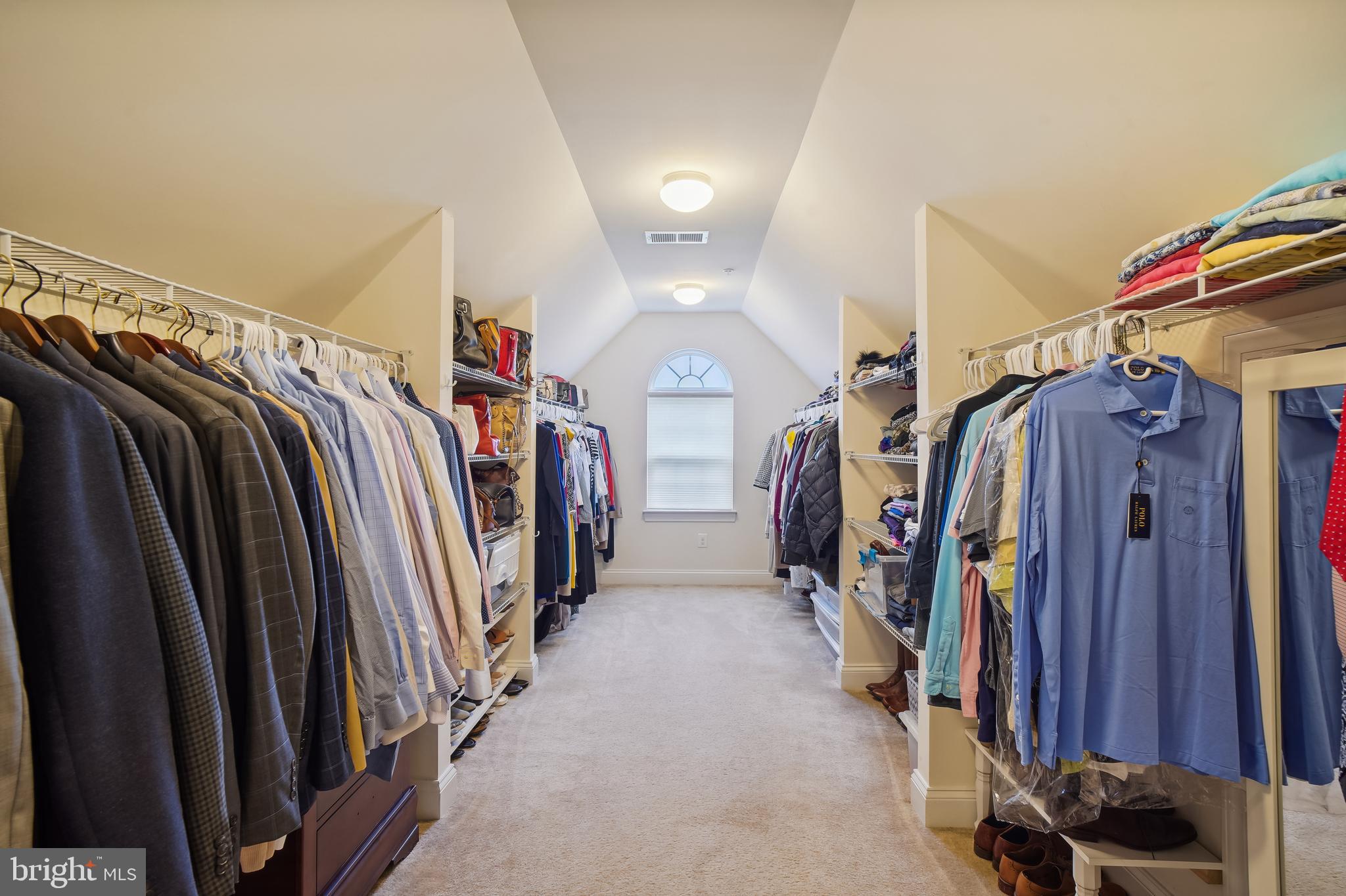 CHELSEA KNOLLS - Residential
