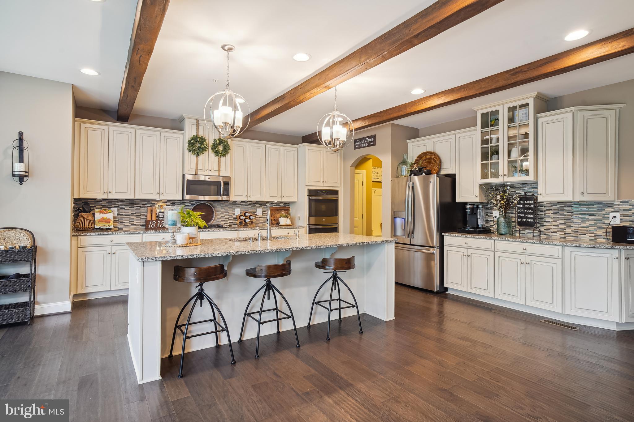 CHELSEA KNOLLS - Residential