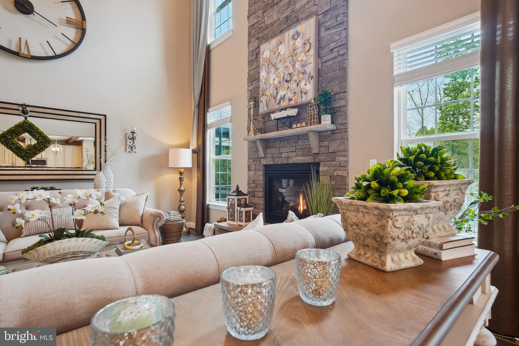 CHELSEA KNOLLS - Residential