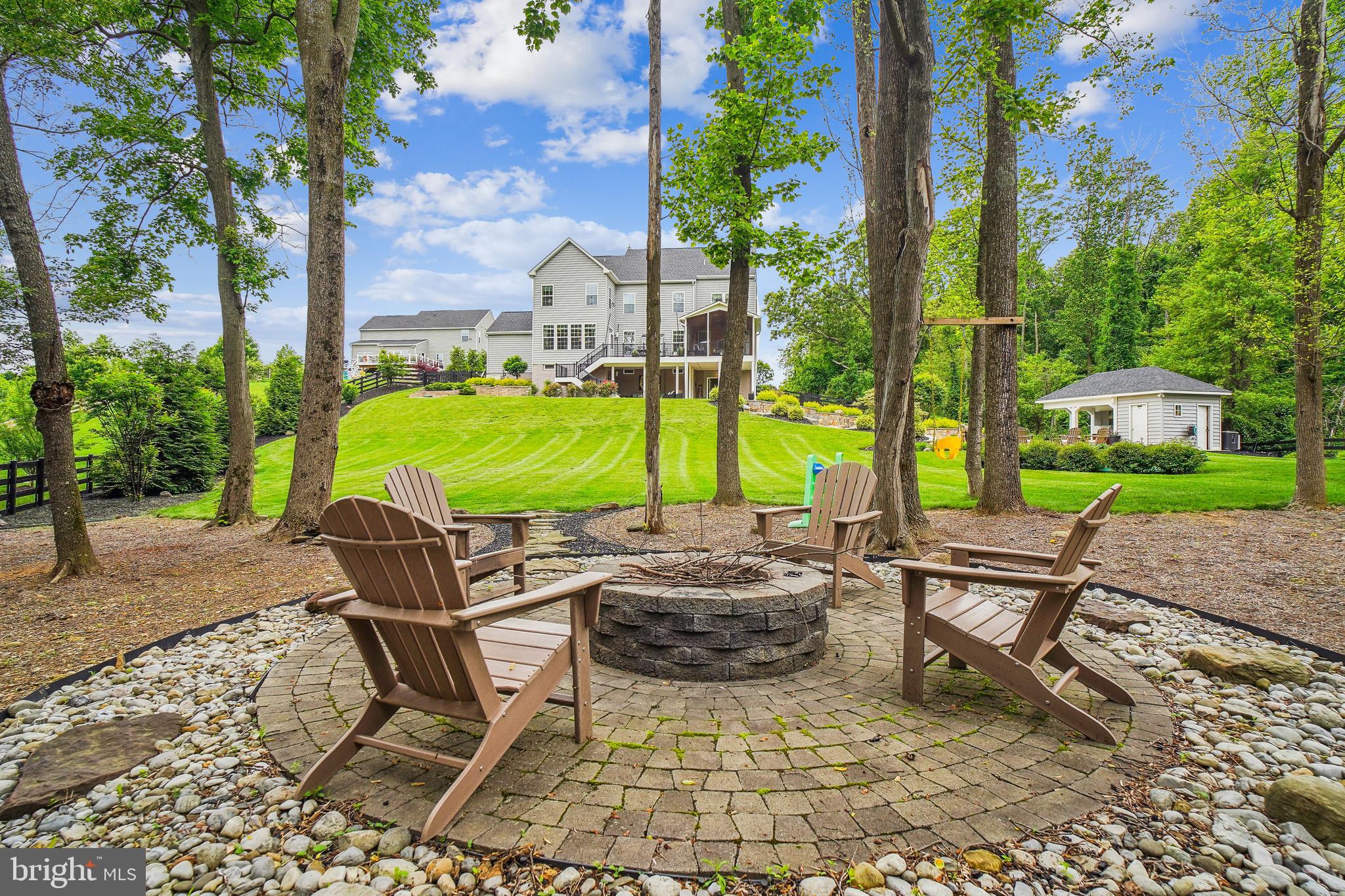 CHELSEA KNOLLS - Residential
